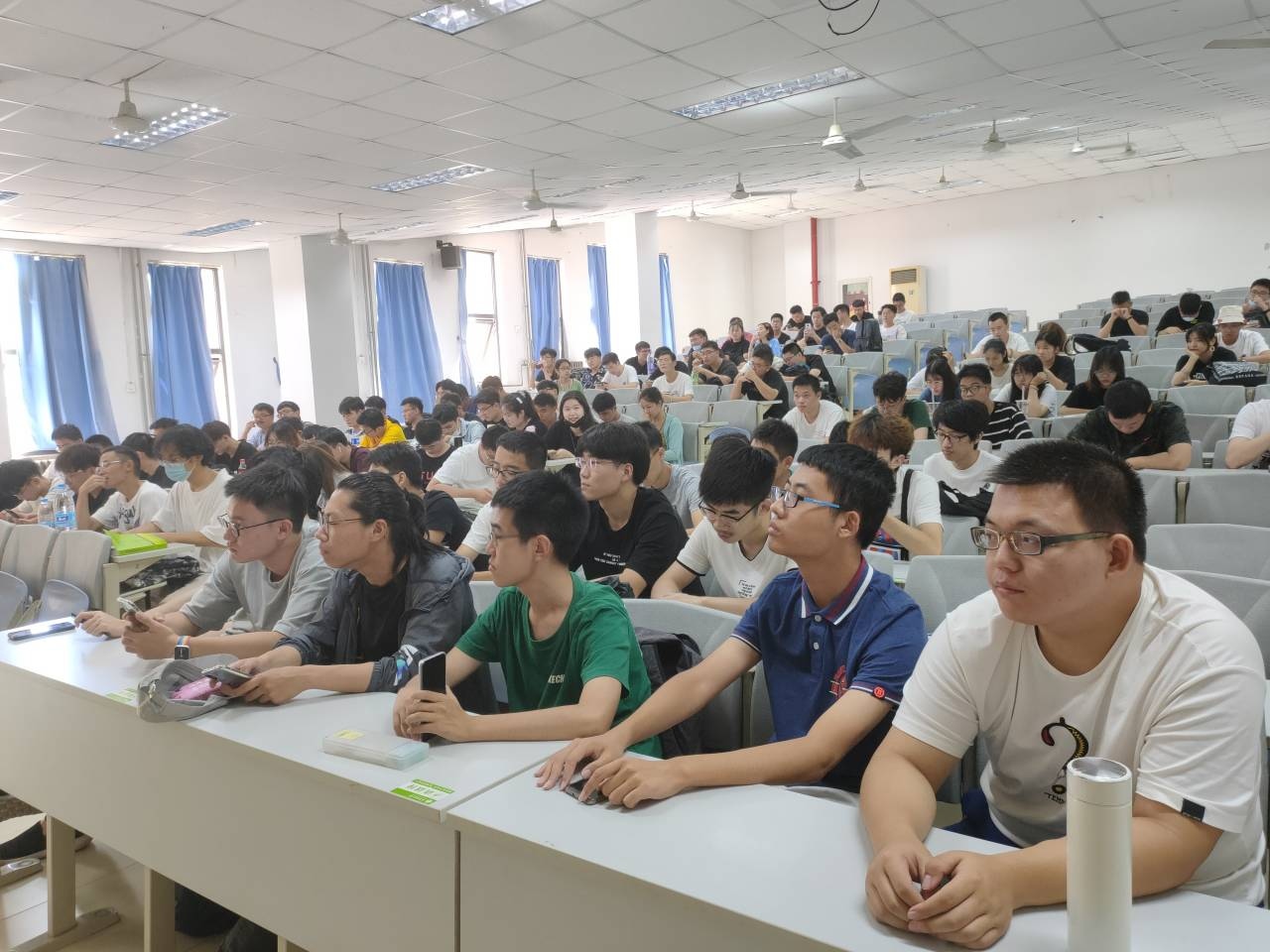 c808bb8cc6824f0fa20d1da50a340ddc.jpg