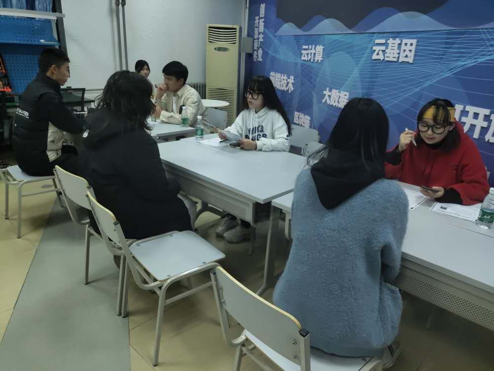 bb5e3774214947418e9dd4c01e1effa3.jpg