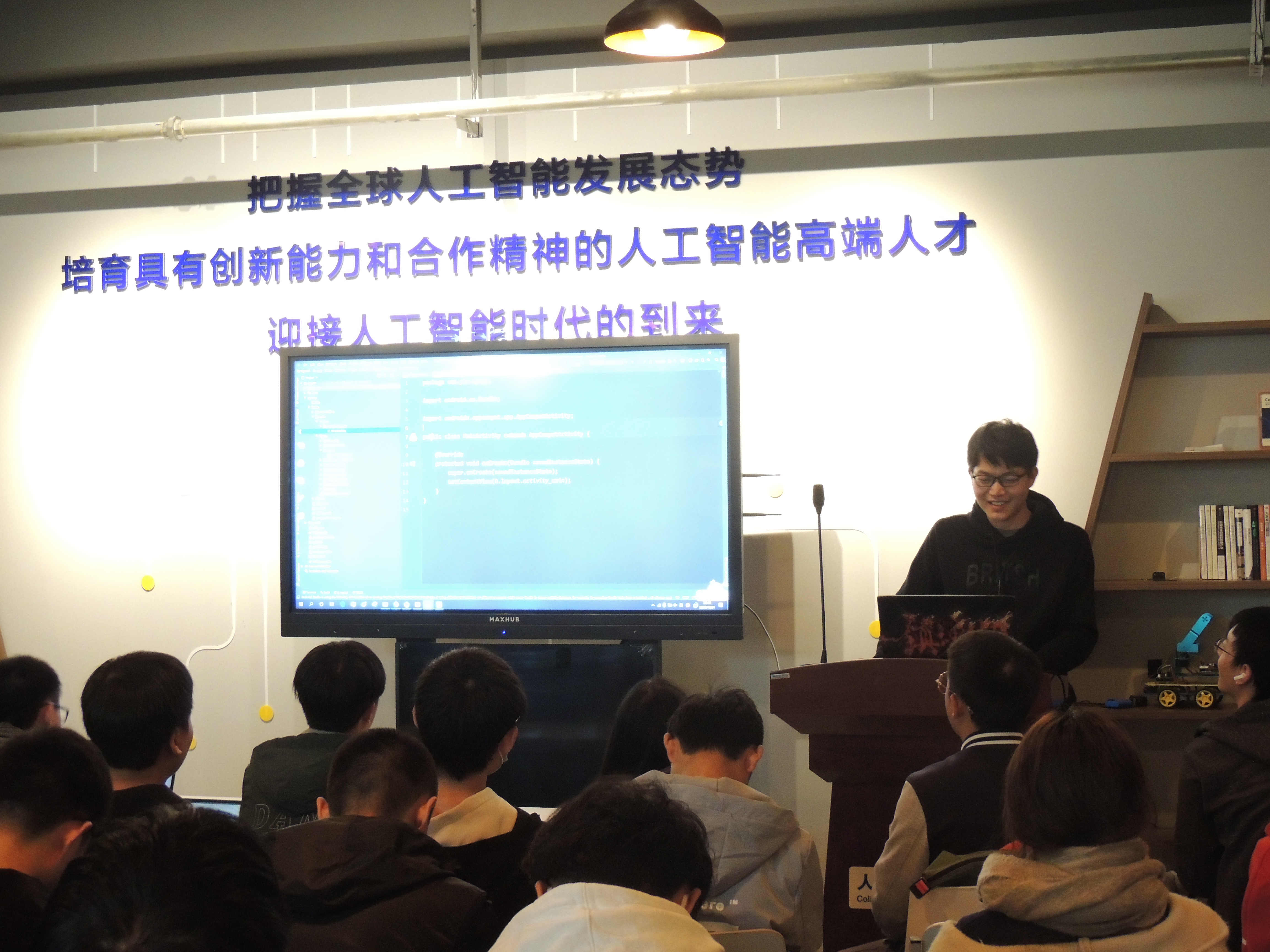 b8e0ba564d574eabb1f3b1bae2b8b62f.jpg b8e0ba564d574eabb1f3b1bae2b8b62f.jpg