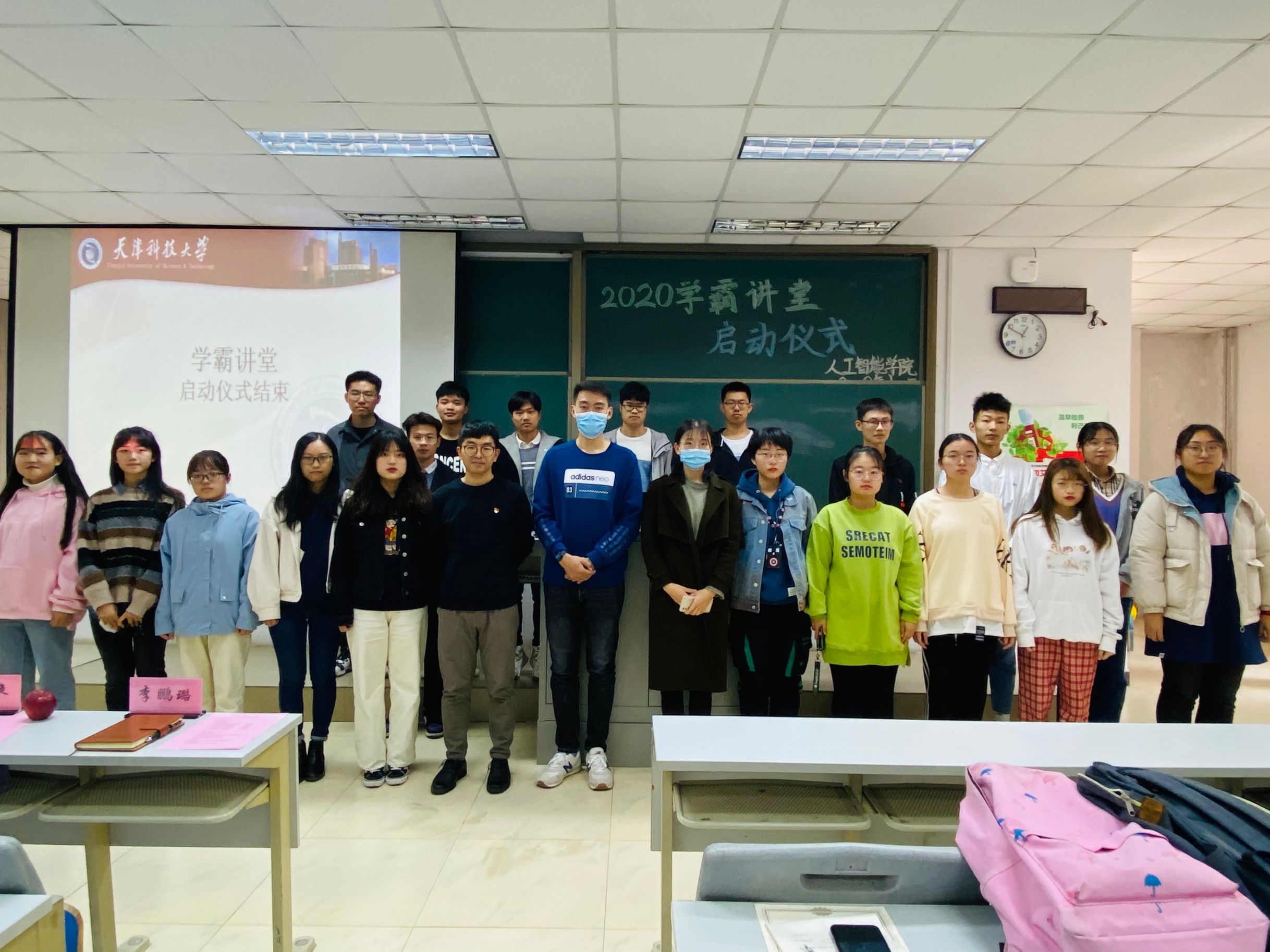 1107e873ad53495198eabd5ffb93da14.jpg 1107e873ad53495198eabd5ffb93da14.jpg