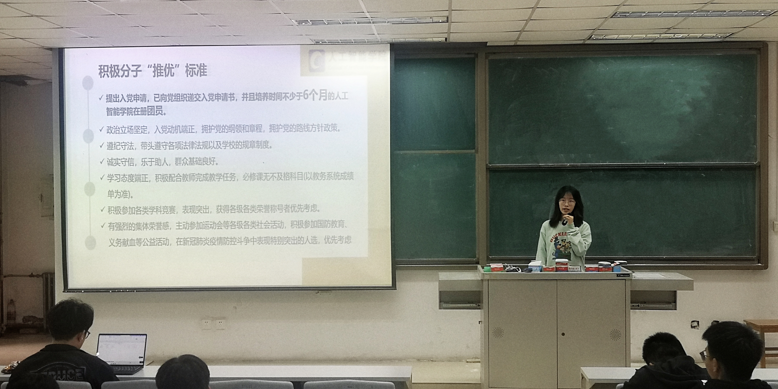 b517b0c1fd7b40a4ab6892582d0b6e73.jpg b517b0c1fd7b40a4ab6892582d0b6e73.jpg