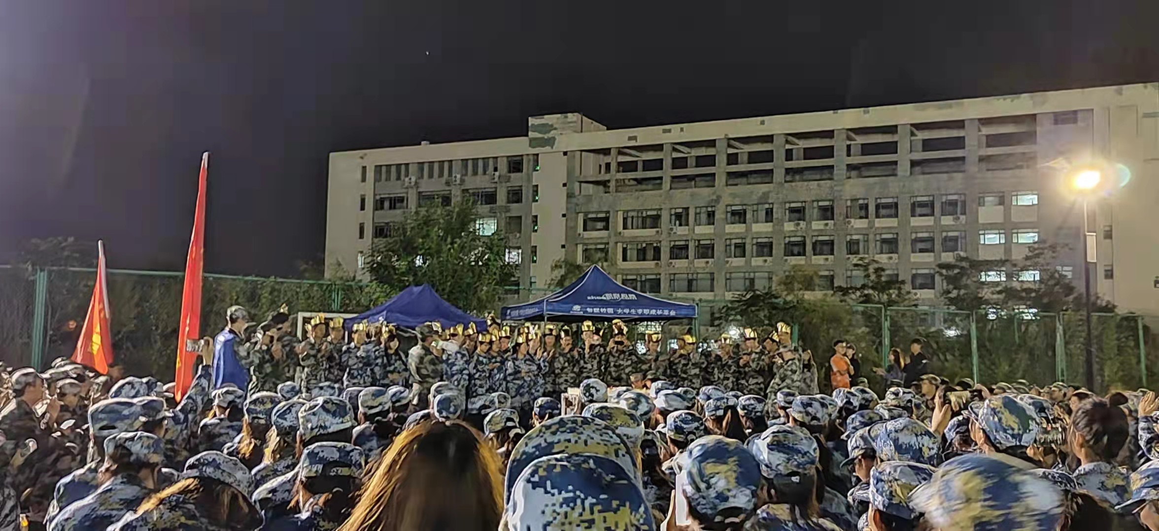 095b6fe0097e4105bf457496de3d820a.jpg 095b6fe0097e4105bf457496de3d820a.jpg