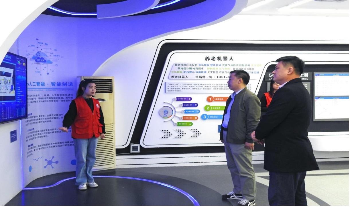 2aa382d1a0d041b1a86a830e45dacb9e.jpg 2aa382d1a0d041b1a86a830e45dacb9e.jpg