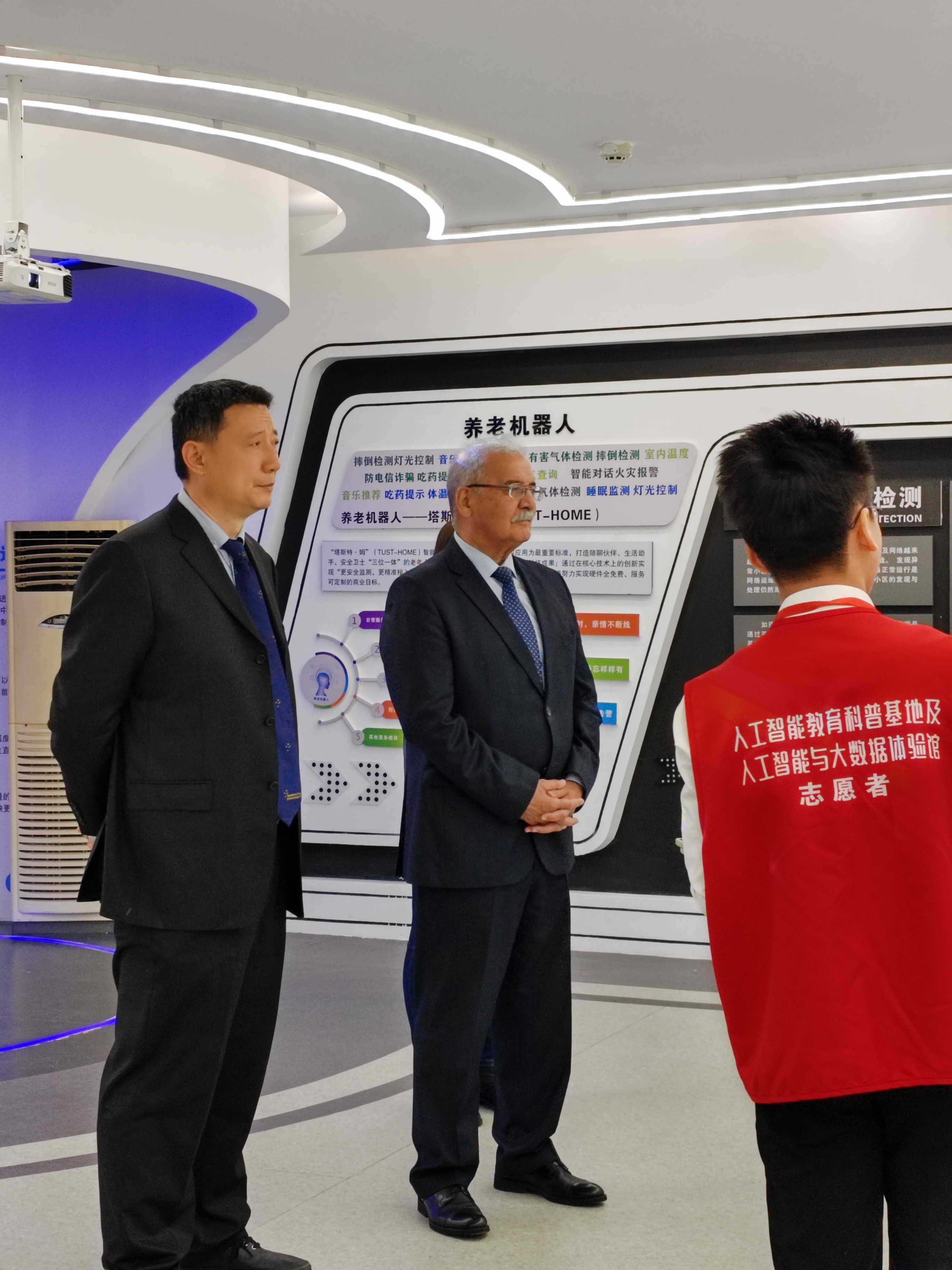 e36b2bd6300a4bf9a4db5d9b2bfd4fdb.jpg e36b2bd6300a4bf9a4db5d9b2bfd4fdb.jpg