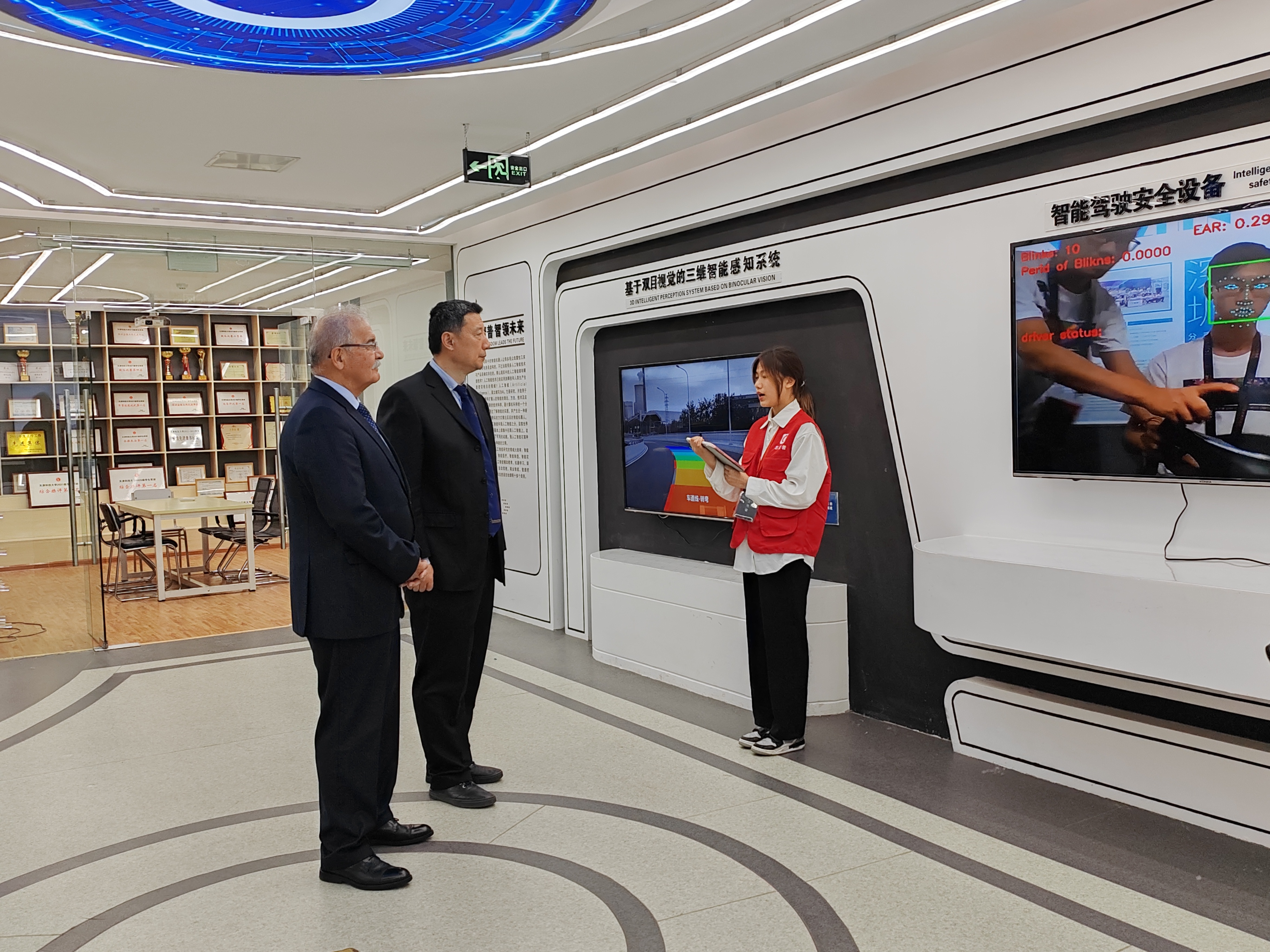 5048708b274341f886a963d182e3c50a.jpg 5048708b274341f886a963d182e3c50a.jpg