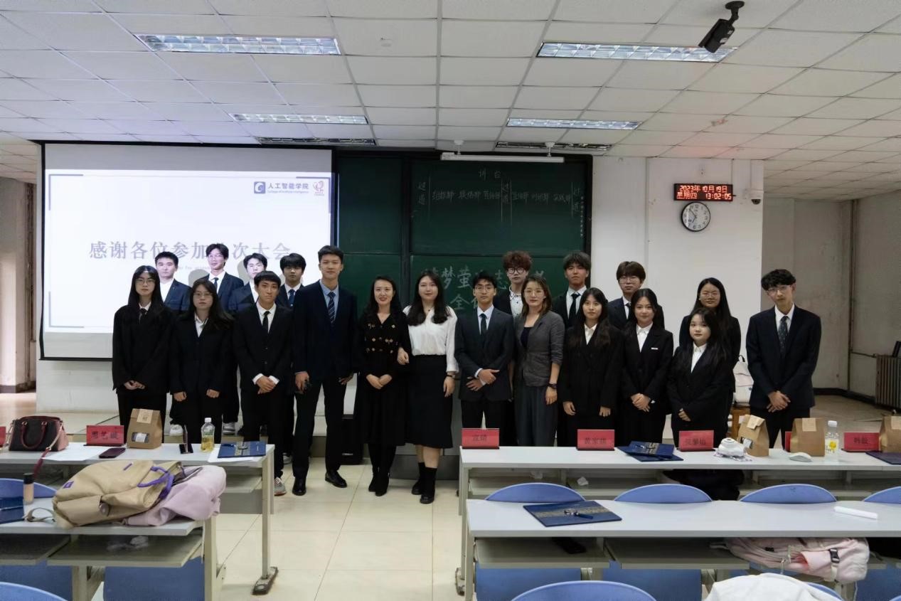 efe04706fa064139adcccd4d12540c2d.jpg