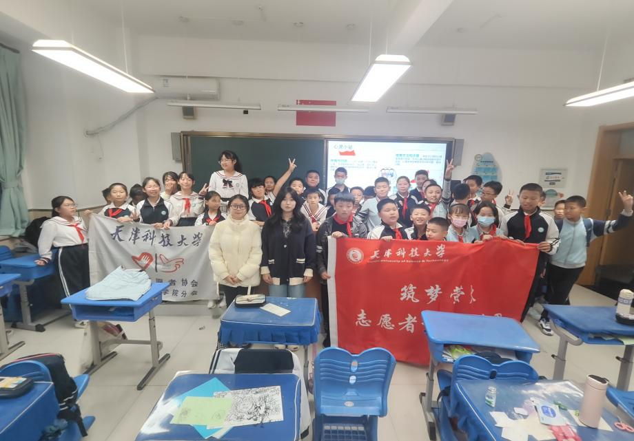 779953873d7b458d9ce5476876fa05ea.png 779953873d7b458d9ce5476876fa05ea.png