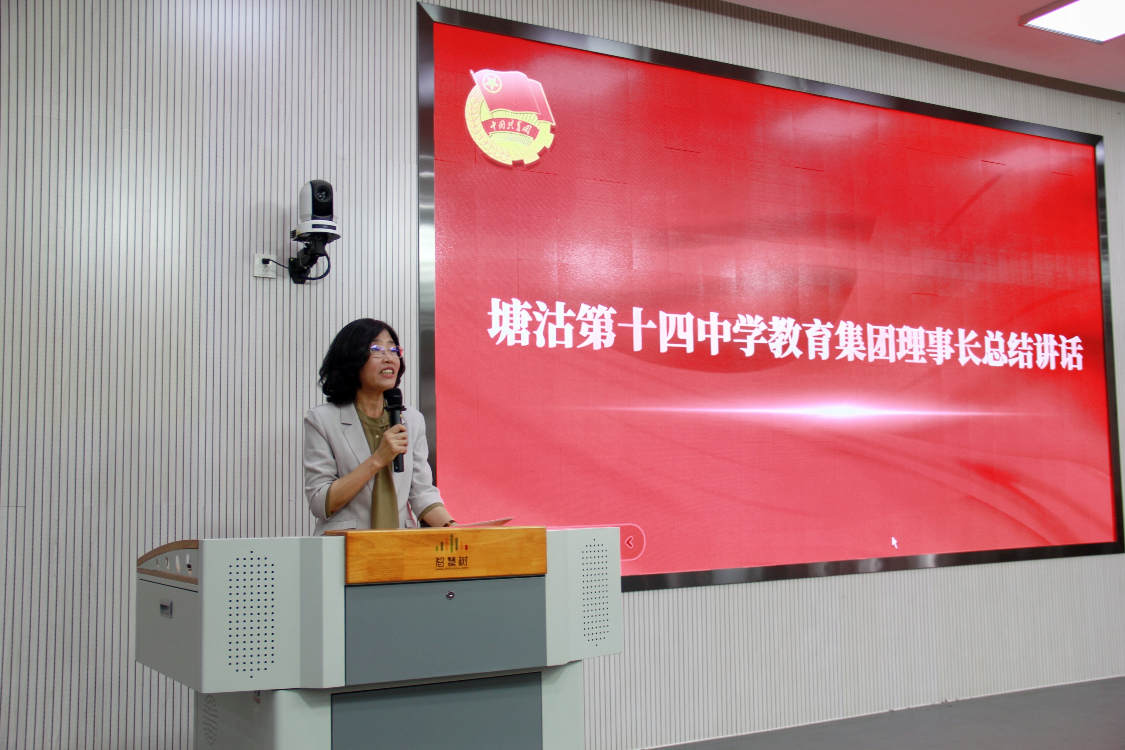 fbcd854af81f431786f03bf59bec1838.jpg fbcd854af81f431786f03bf59bec1838.jpg