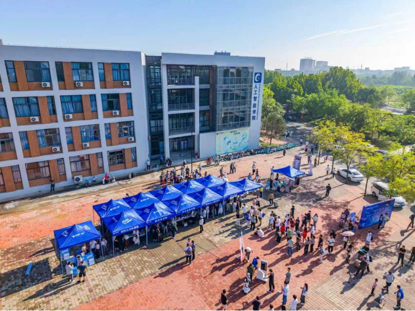 79fcd669a3af4701bef379b3de5639c2.png 79fcd669a3af4701bef379b3de5639c2.png