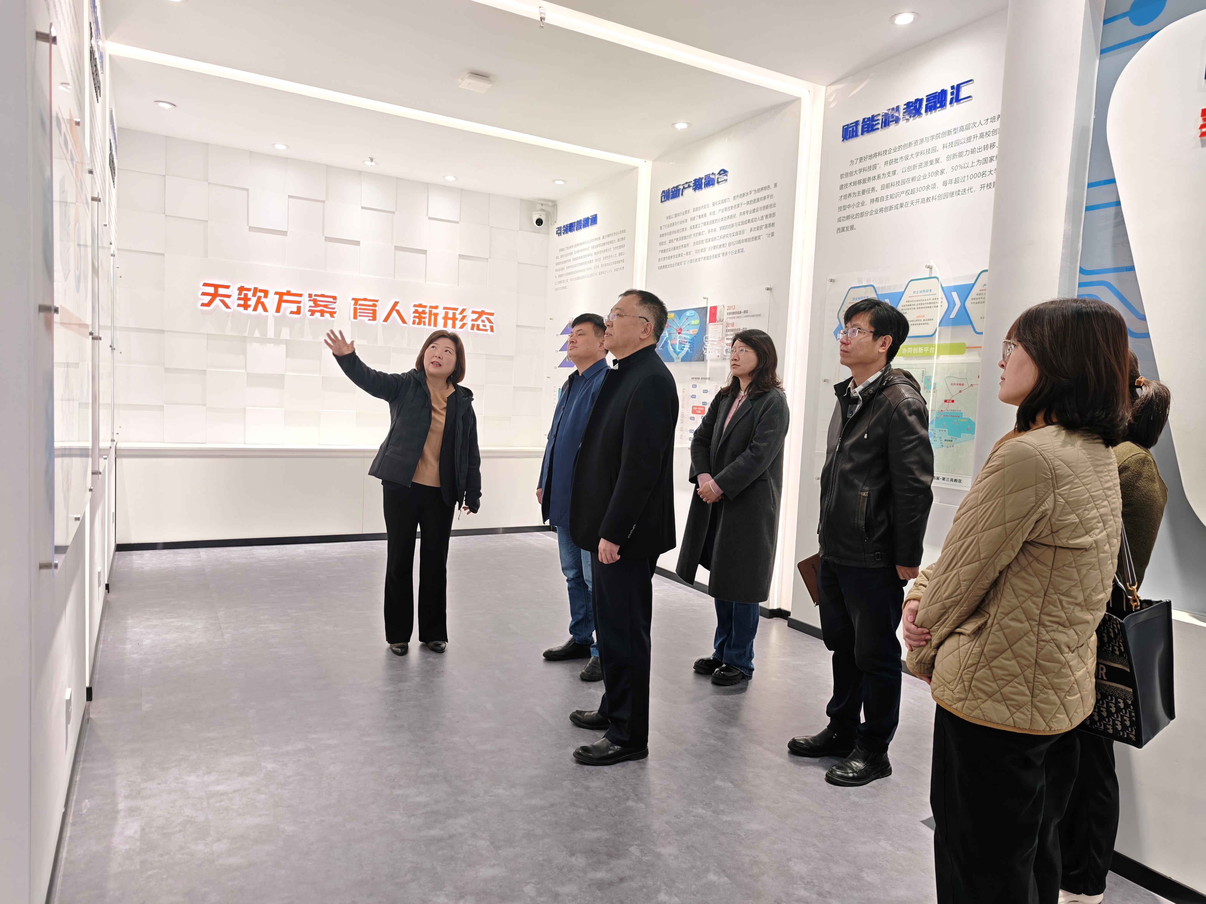 912fa775d5b44683bbe39fec79b034a8.jpg 912fa775d5b44683bbe39fec79b034a8.jpg