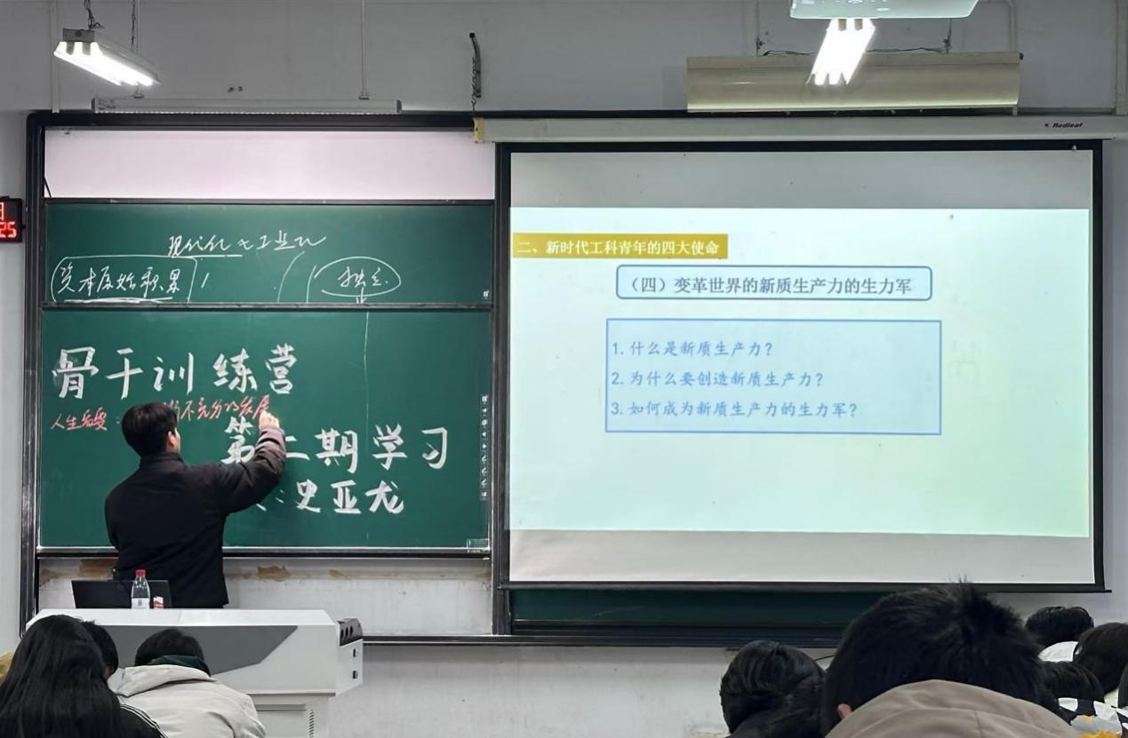 a212393c20114e0d91b979d04e9f4e86.png